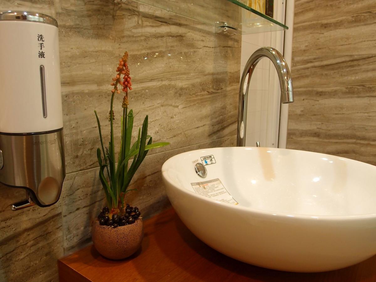 Ji Shih Life Style Hotel Tainan Exteriör bild